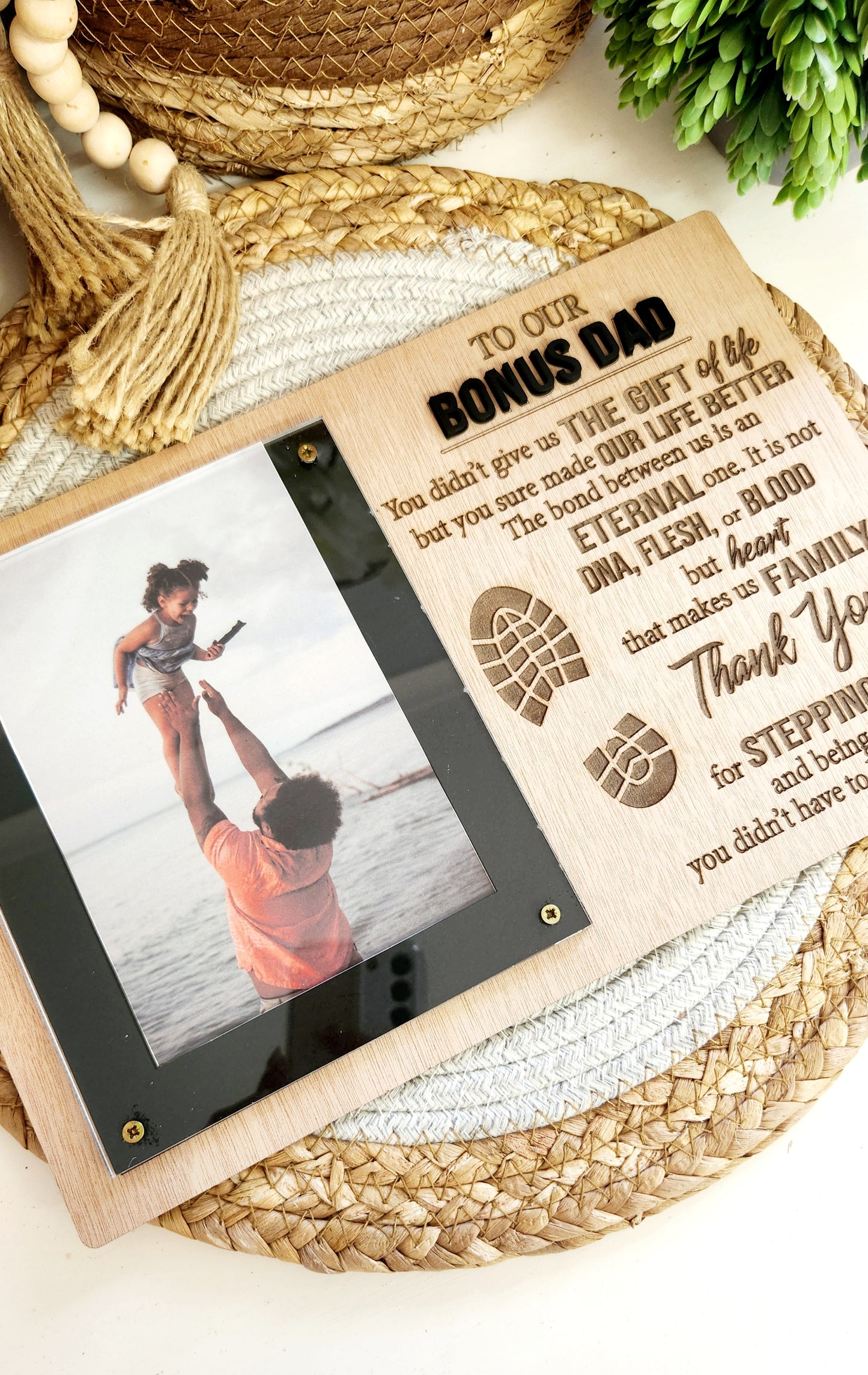 Bonus/Stepped up dad picture frame