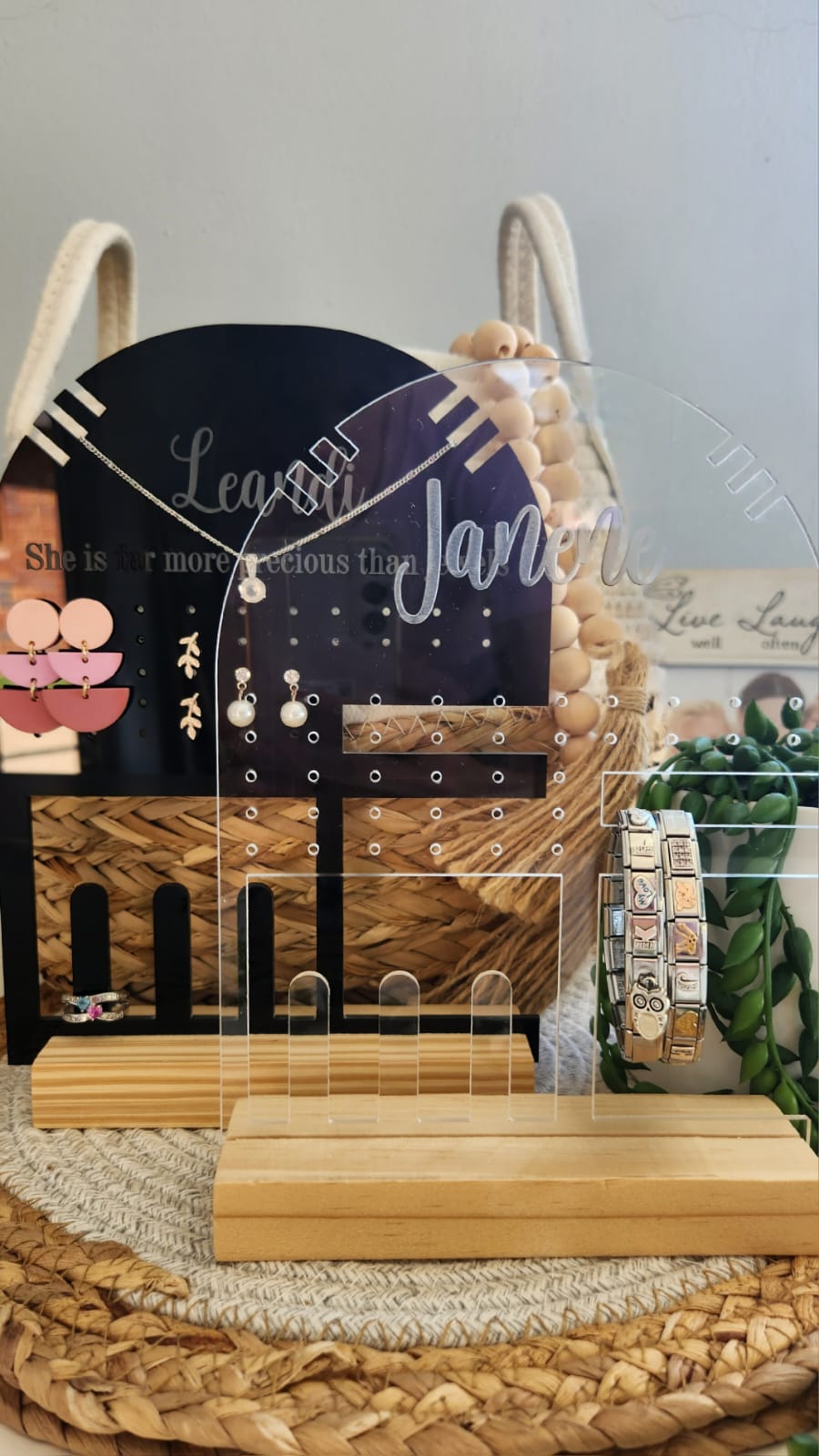 Personalised acrylic jewelry stand