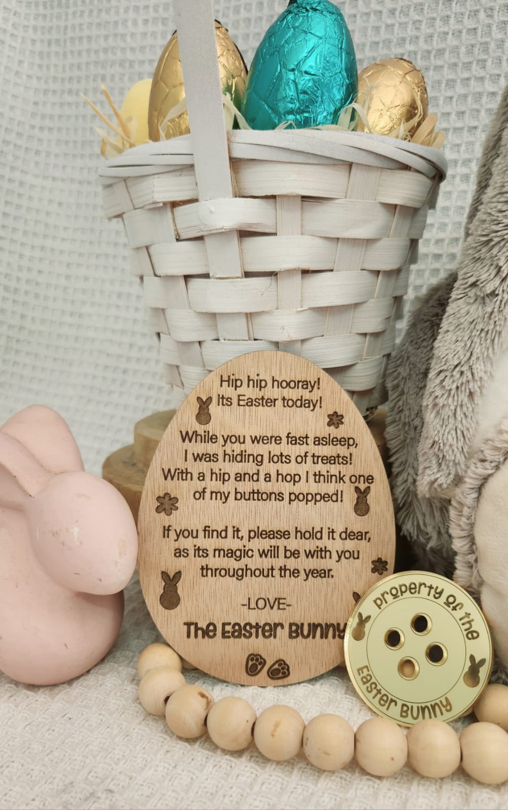 Easter Bunny`s lost button