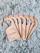 Load image into Gallery viewer, Wooden Engraved Closet Dividers
