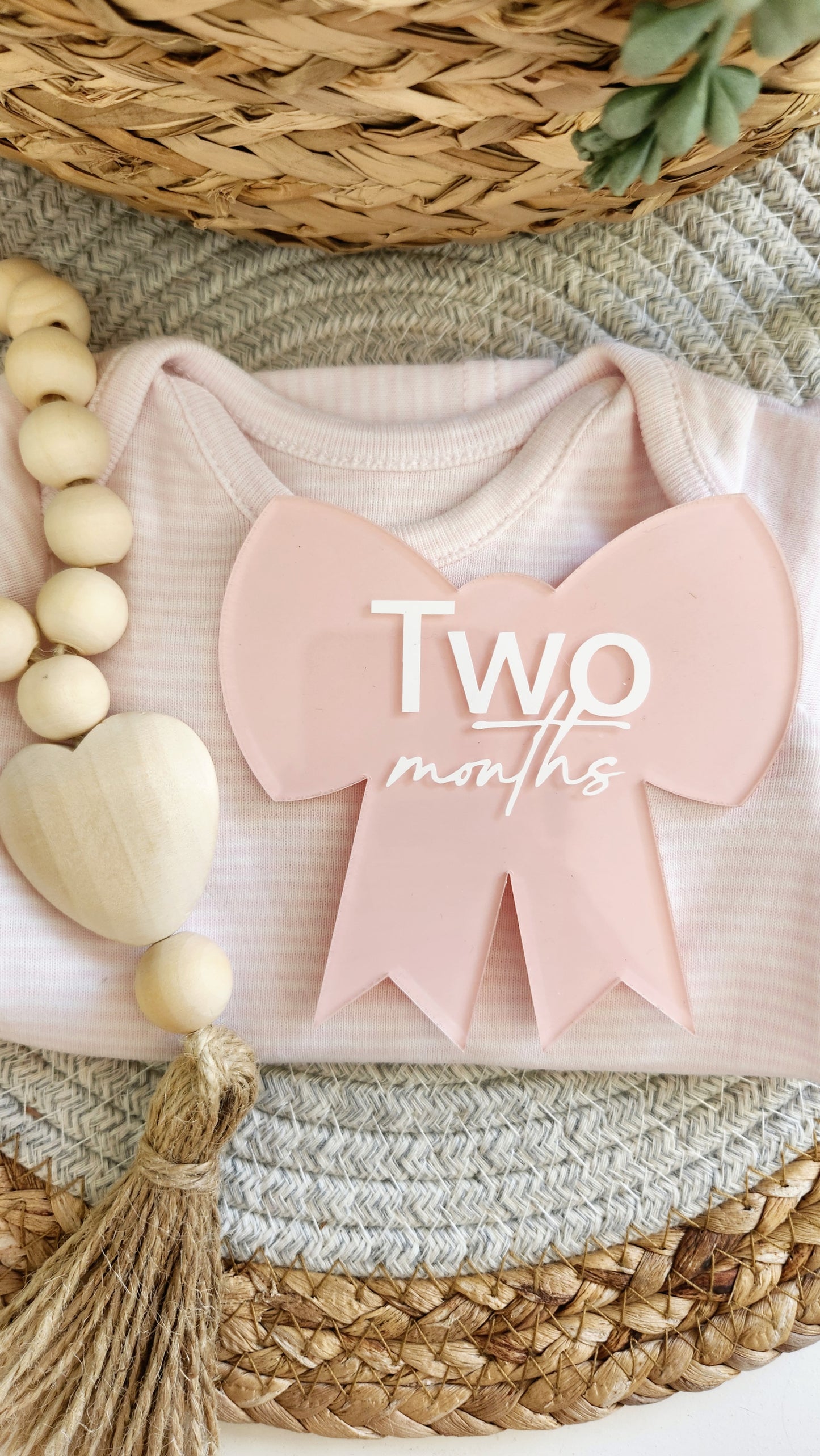 Acrylic Bow milestone set