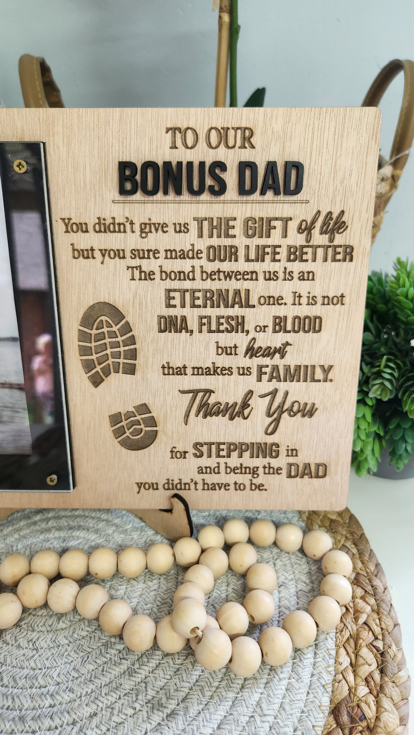 Bonus/Stepped up dad picture frame