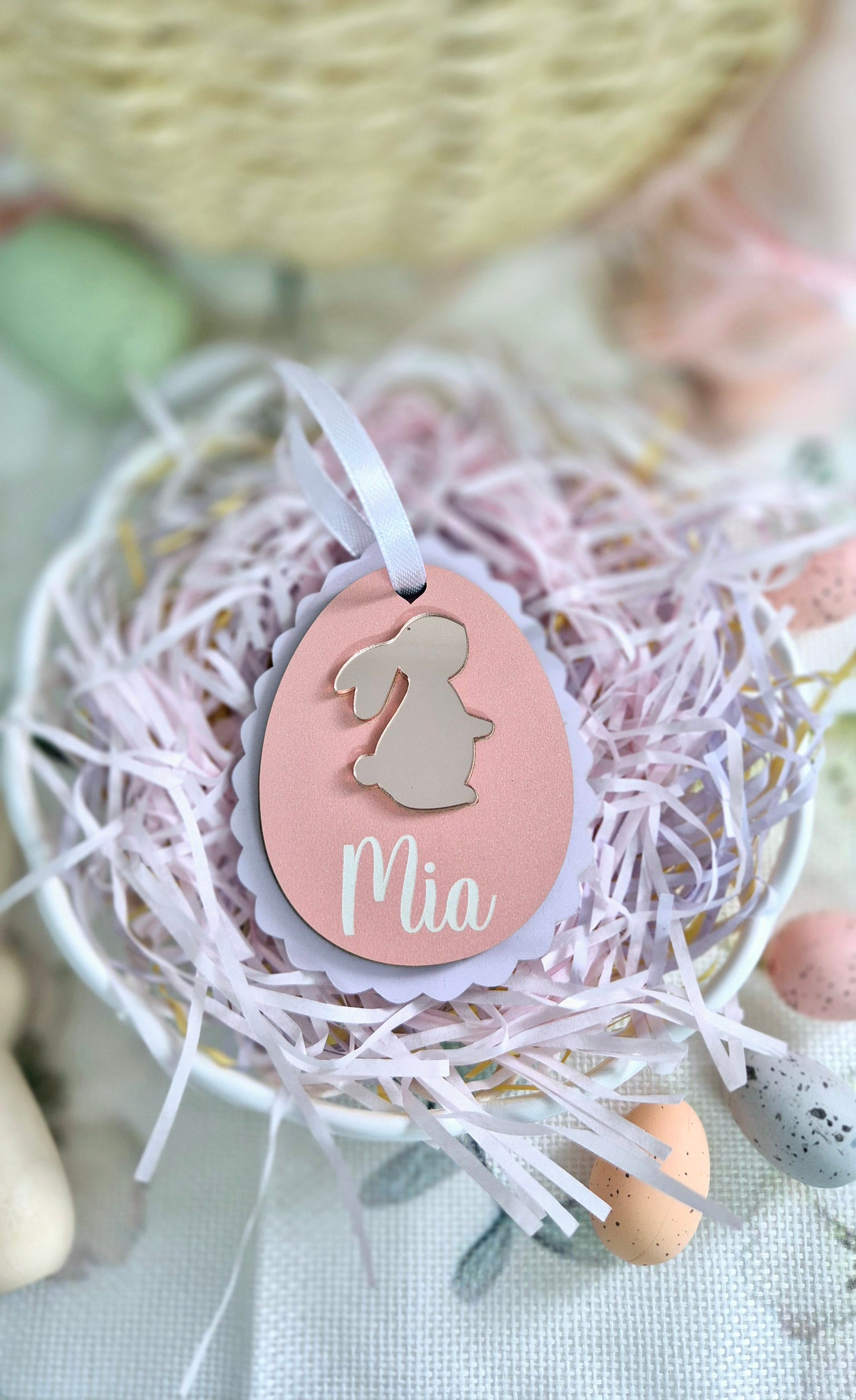 Scallop egg tag with Bunny detail