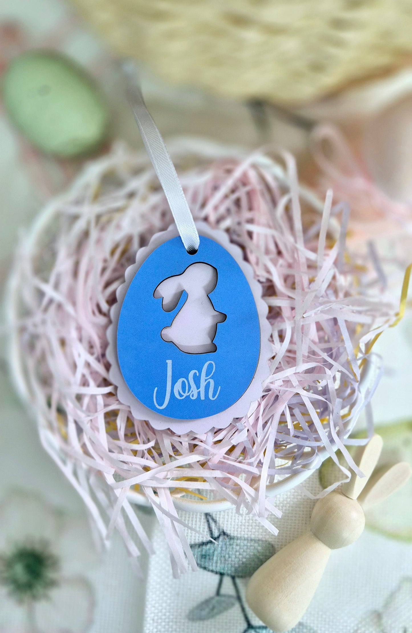 Scallop egg tag with Bunny detail