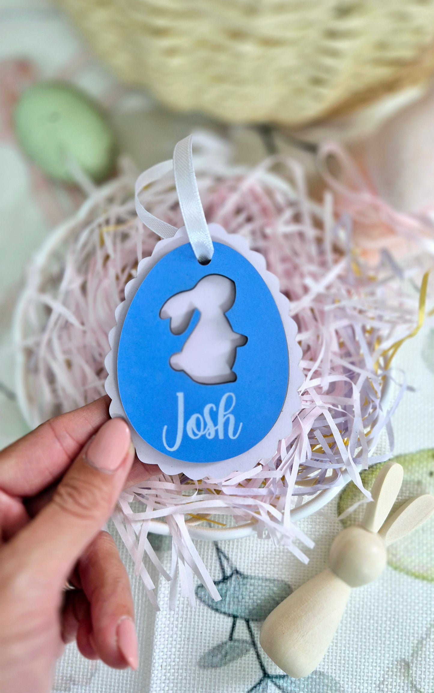 Scallop egg tag with Bunny detail