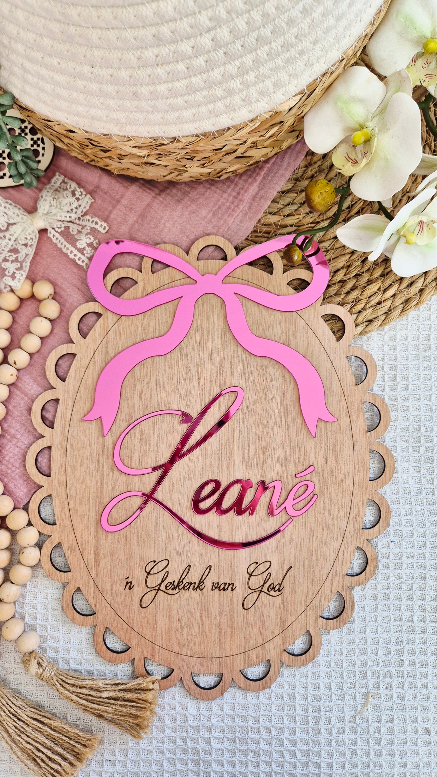 Vintage Bow Name Plaque