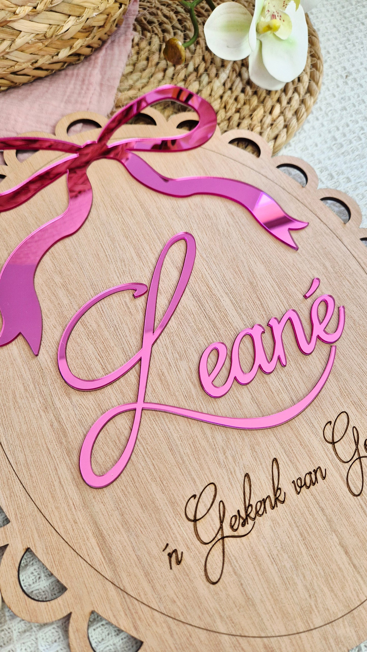 Vintage Bow Name Plaque