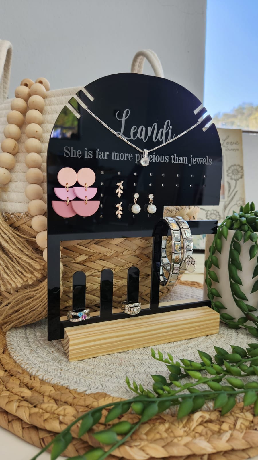 Personalised acrylic jewelry stand