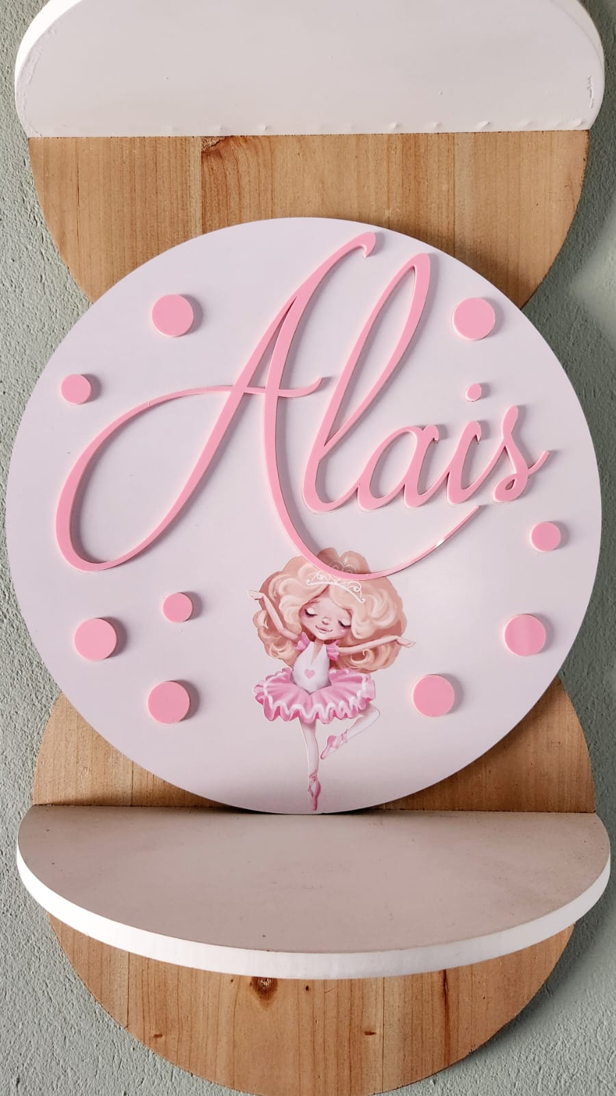 Themed round wooden name plaque (400mm)