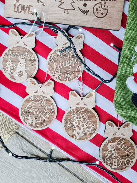 Christmas tree engraved ornament (personalised)