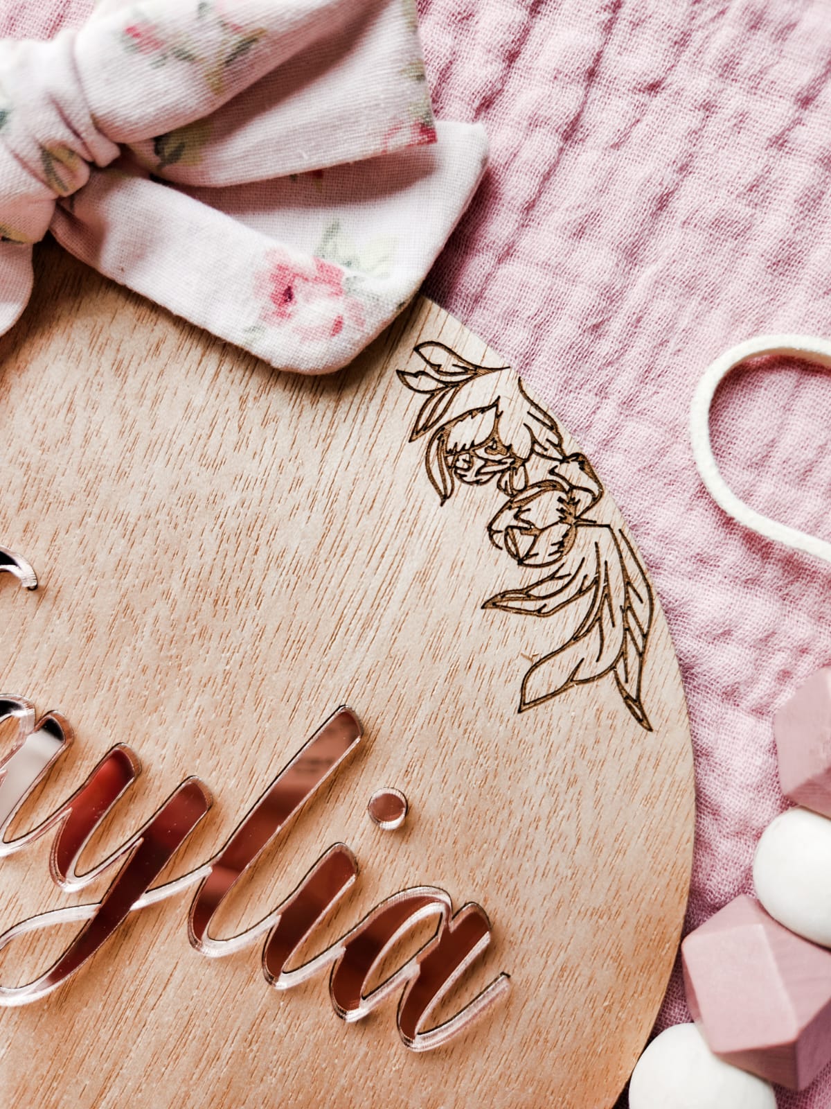 Floral birth announcement plaque